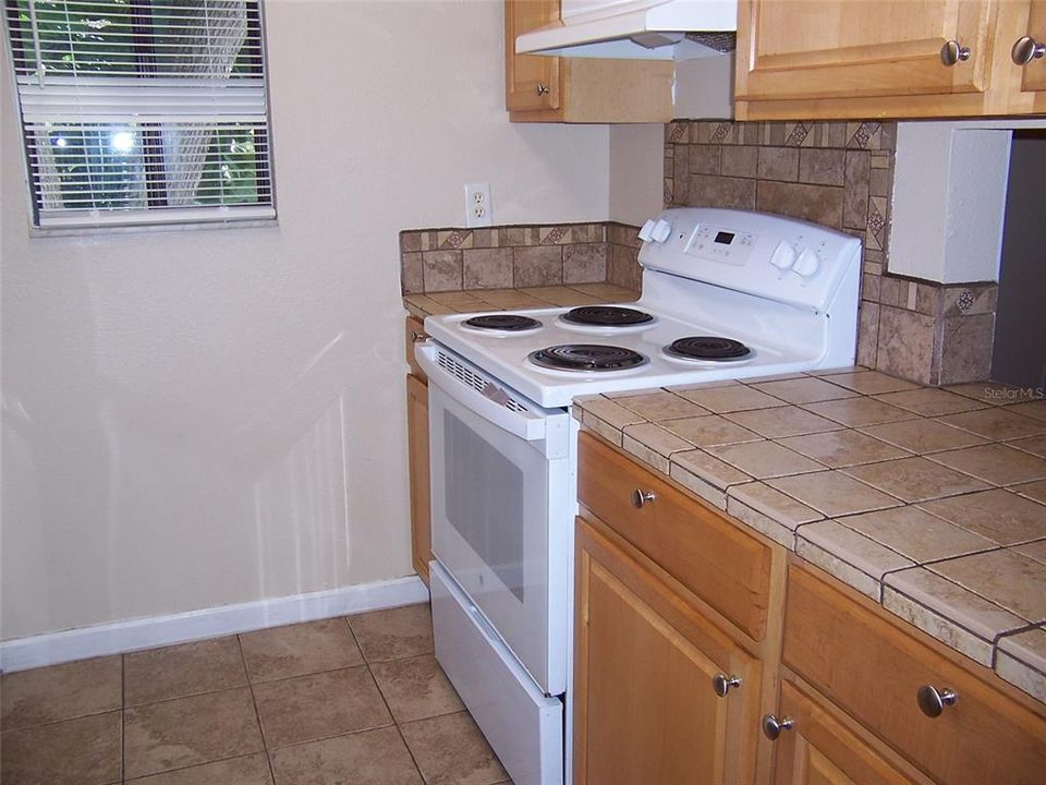 For Rent: $1,505 (2 beds, 2 baths, 828 Square Feet)