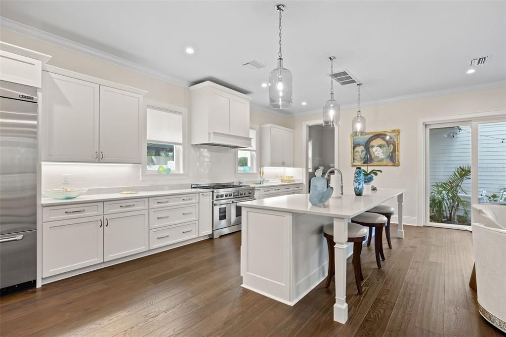 For Sale: $2,700,000 (5 beds, 3 baths, 3652 Square Feet)