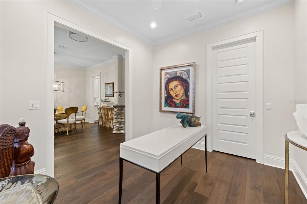 For Sale: $2,700,000 (5 beds, 3 baths, 3652 Square Feet)