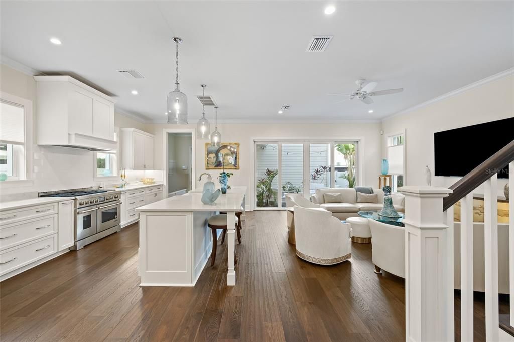 For Sale: $2,700,000 (5 beds, 3 baths, 3652 Square Feet)