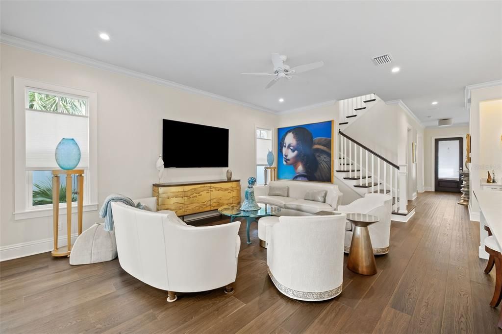 For Sale: $2,700,000 (5 beds, 3 baths, 3652 Square Feet)