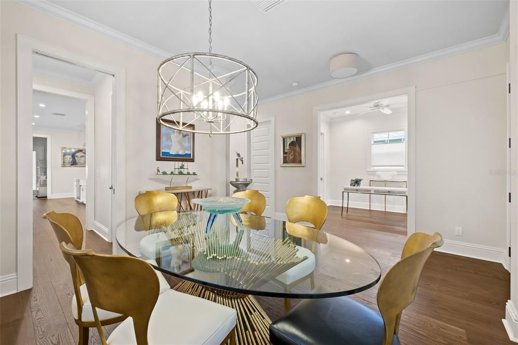 For Sale: $2,700,000 (5 beds, 3 baths, 3652 Square Feet)