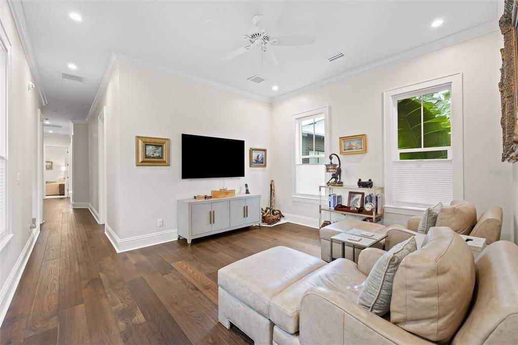 For Sale: $2,700,000 (5 beds, 3 baths, 3652 Square Feet)