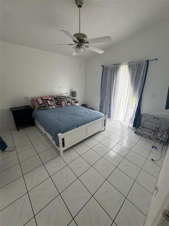 出租: $1,950 (3 贝兹, 2 浴室, 1140 平方英尺)