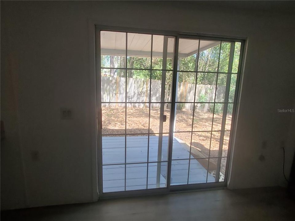 待售: $269,000 (3 贝兹, 2 浴室, 1932 平方英尺)