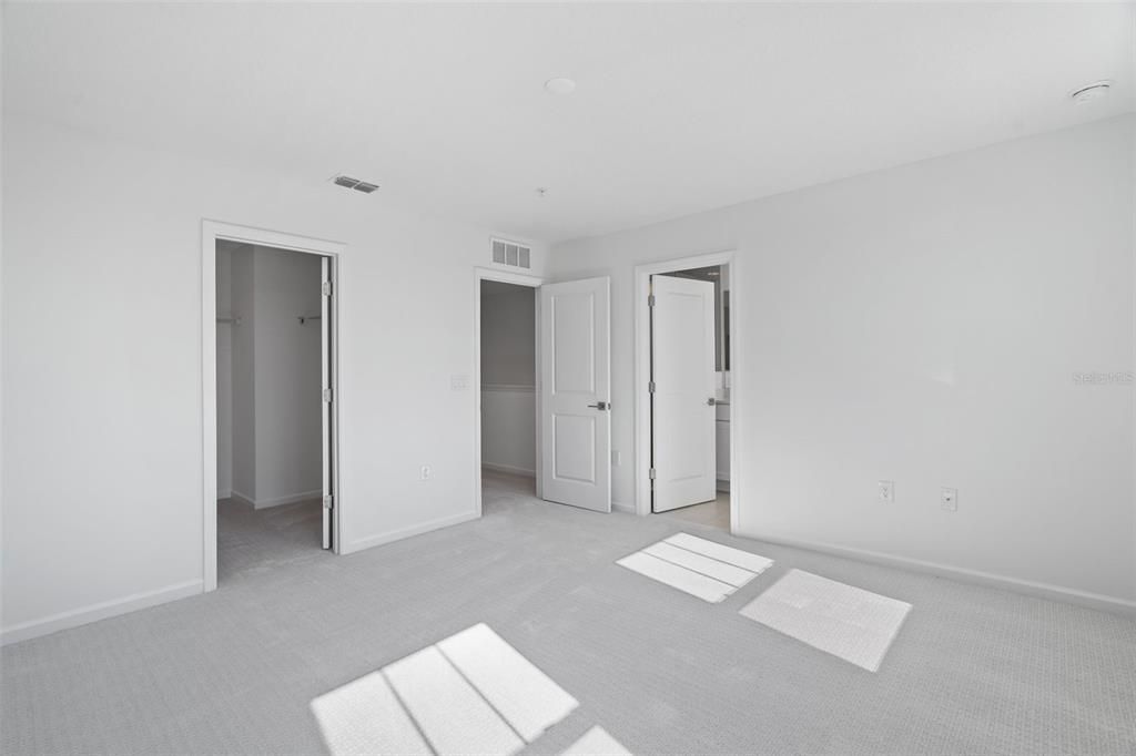 出租: $2,450 (3 贝兹, 2 浴室, 1894 平方英尺)