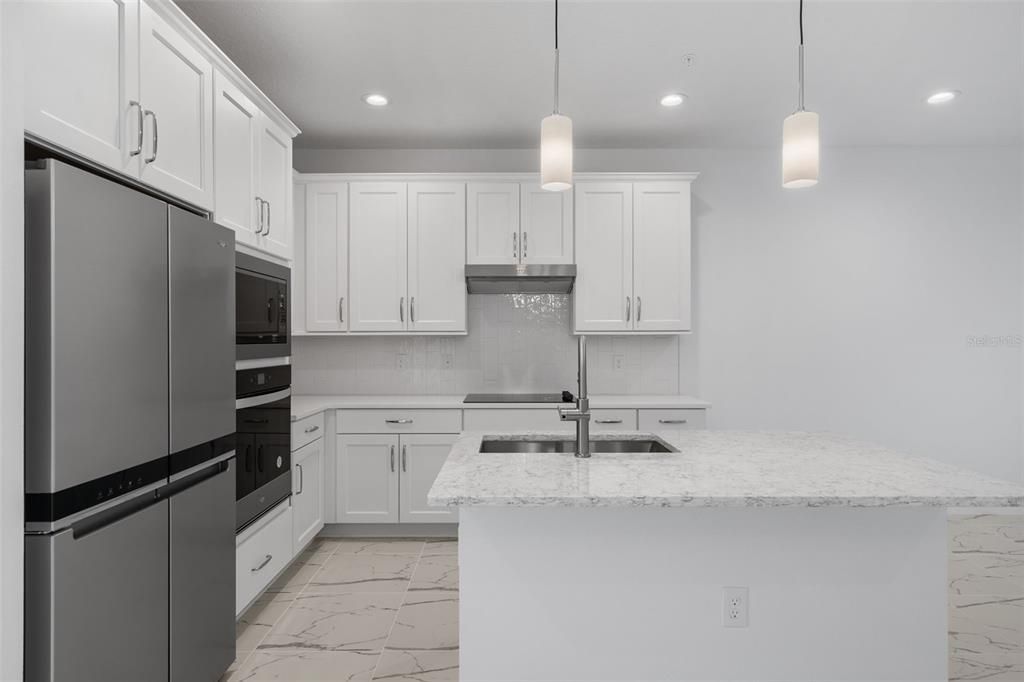 出租: $2,450 (3 贝兹, 2 浴室, 1894 平方英尺)