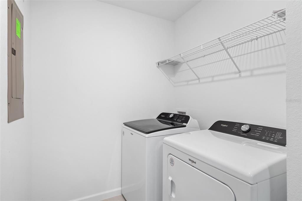 出租: $2,450 (3 贝兹, 2 浴室, 1894 平方英尺)