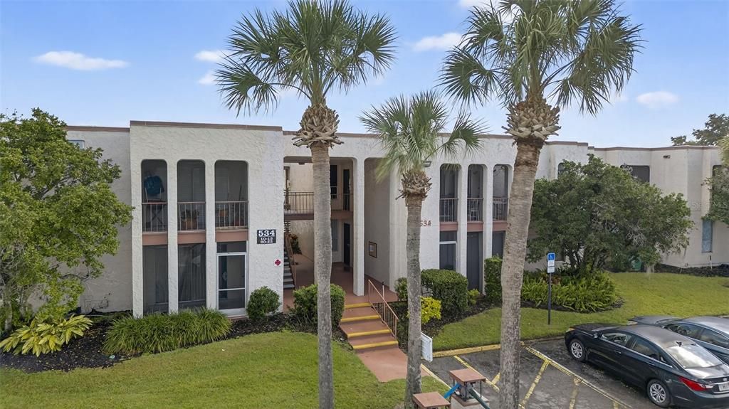 На продажу: $209,990 (2 спален, 2 ванн, 1252 Квадратных фут)