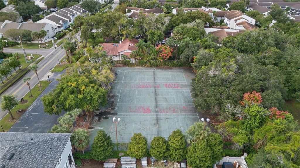 На продажу: $209,990 (2 спален, 2 ванн, 1252 Квадратных фут)