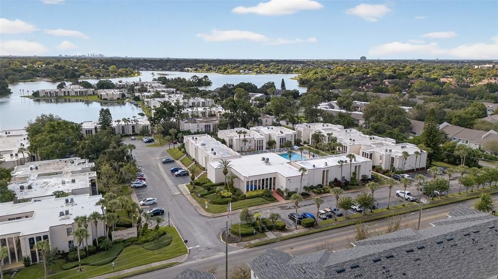 На продажу: $209,990 (2 спален, 2 ванн, 1252 Квадратных фут)