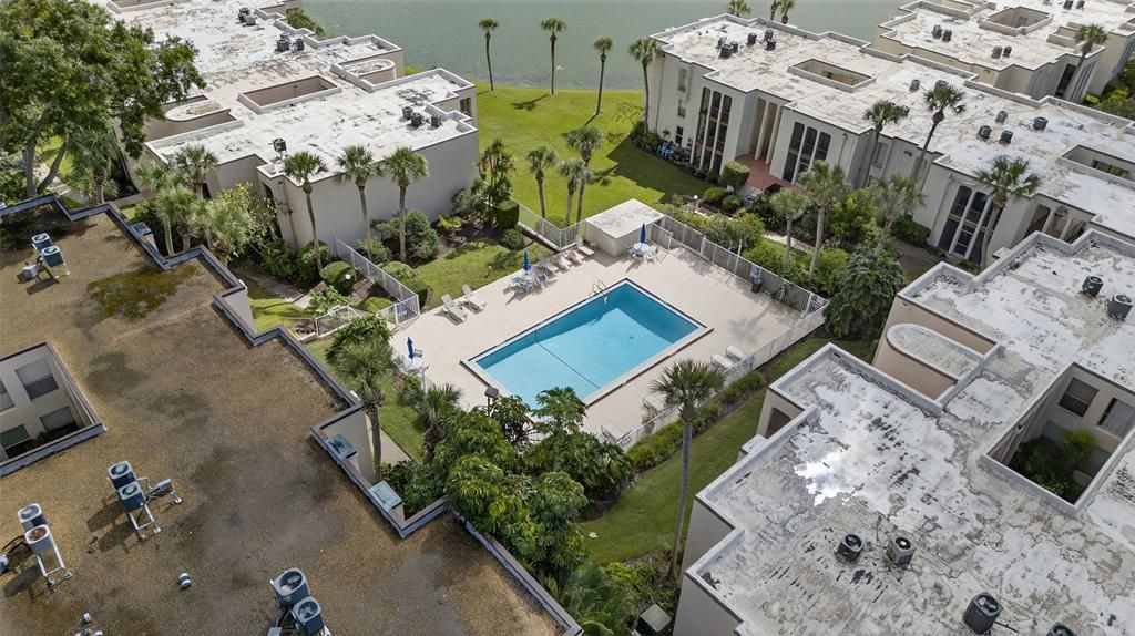 На продажу: $209,990 (2 спален, 2 ванн, 1252 Квадратных фут)