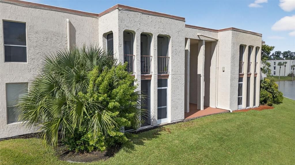 На продажу: $209,990 (2 спален, 2 ванн, 1252 Квадратных фут)