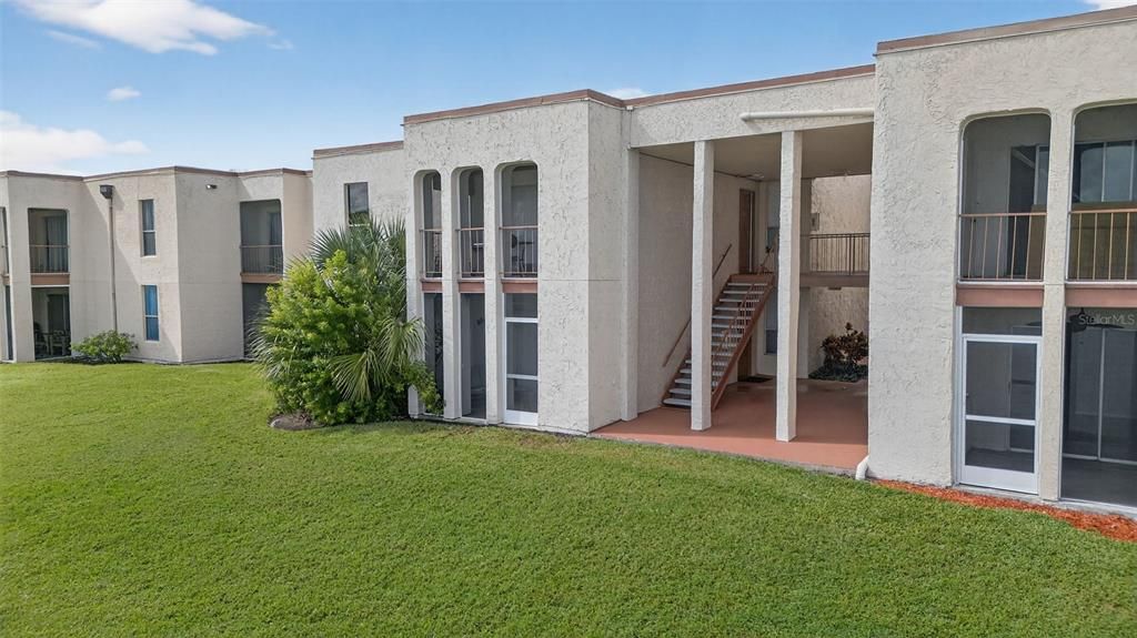 На продажу: $209,990 (2 спален, 2 ванн, 1252 Квадратных фут)