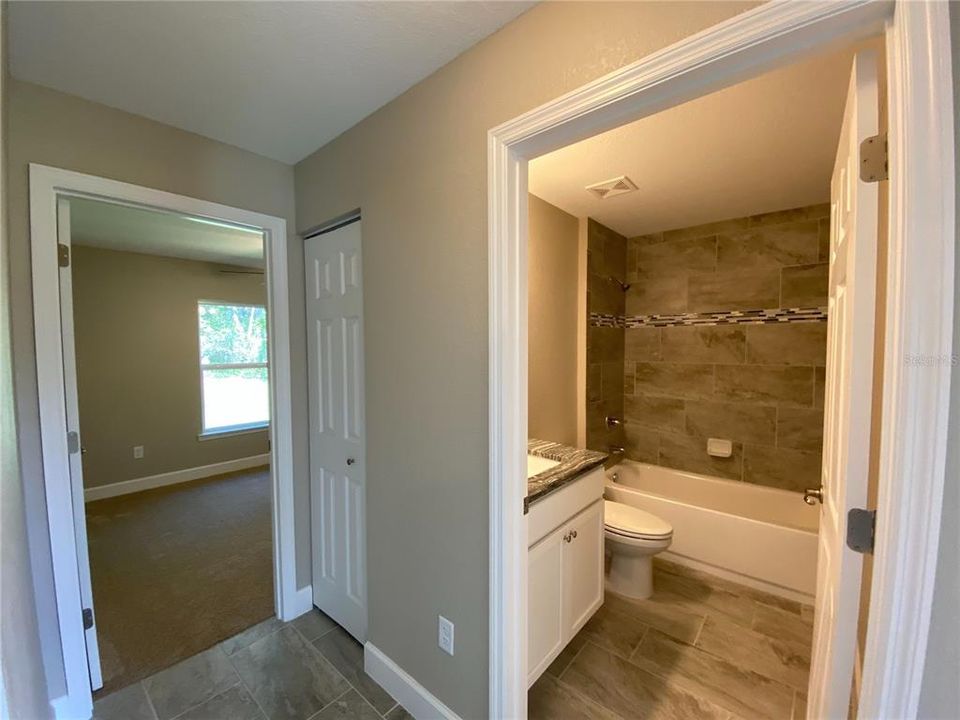 For Rent: $1,595 (3 beds, 2 baths, 1332 Square Feet)