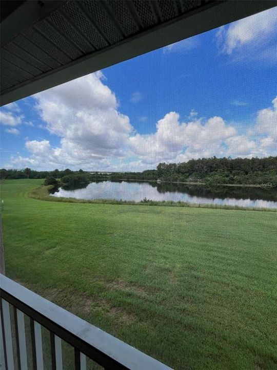 For Rent: $1,750 (2 beds, 2 baths, 1013 Square Feet)