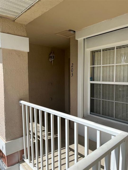 For Rent: $1,750 (2 beds, 2 baths, 1013 Square Feet)