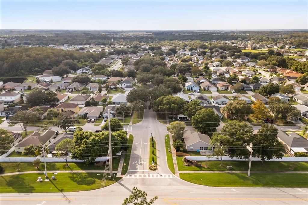 待售: $300,000 (3 贝兹, 2 浴室, 1208 平方英尺)