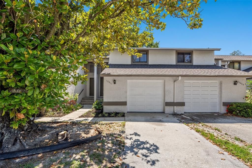 For Sale: $205,000 (2 beds, 1 baths, 1096 Square Feet)