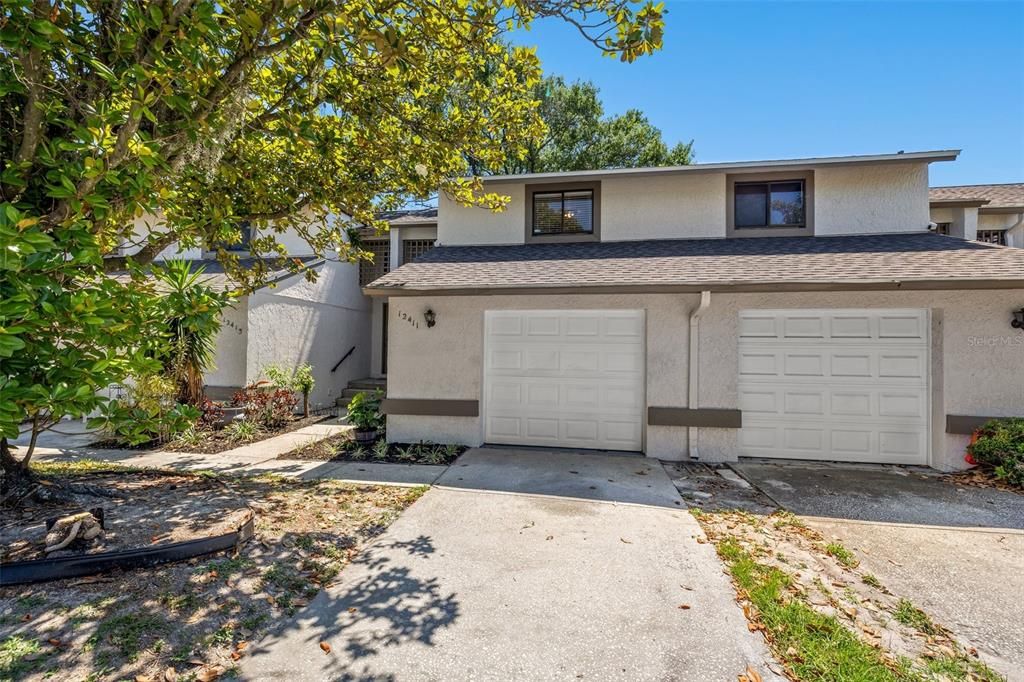 For Sale: $205,000 (2 beds, 1 baths, 1096 Square Feet)