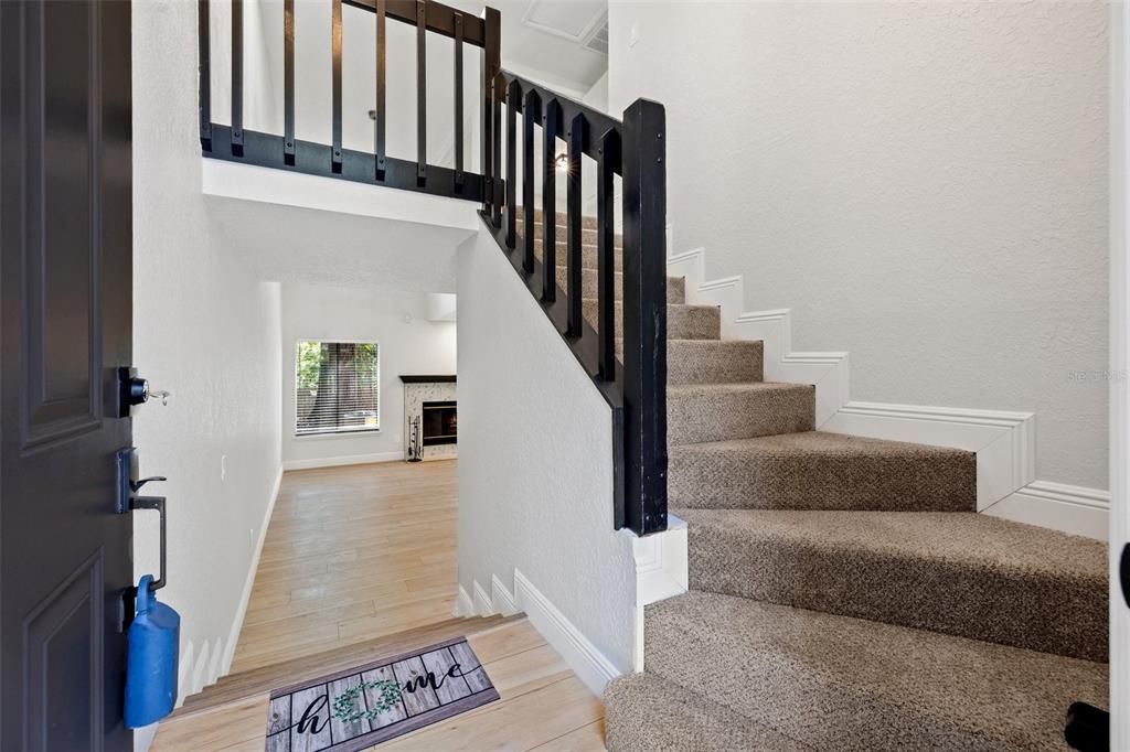 For Sale: $205,000 (2 beds, 1 baths, 1096 Square Feet)