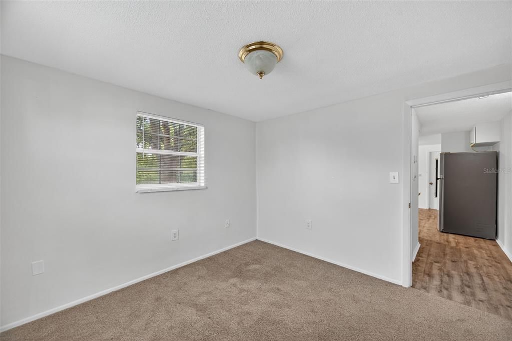 For Sale: $224,800 (2 beds, 2 baths, 932 Square Feet)