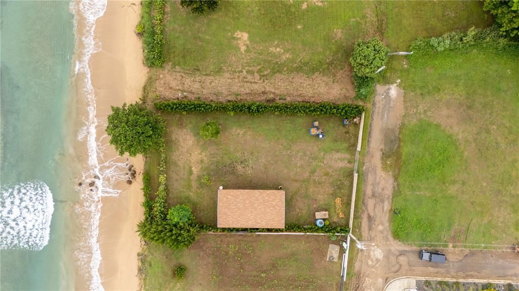 На продажу: $799,000 (0.30 acres)