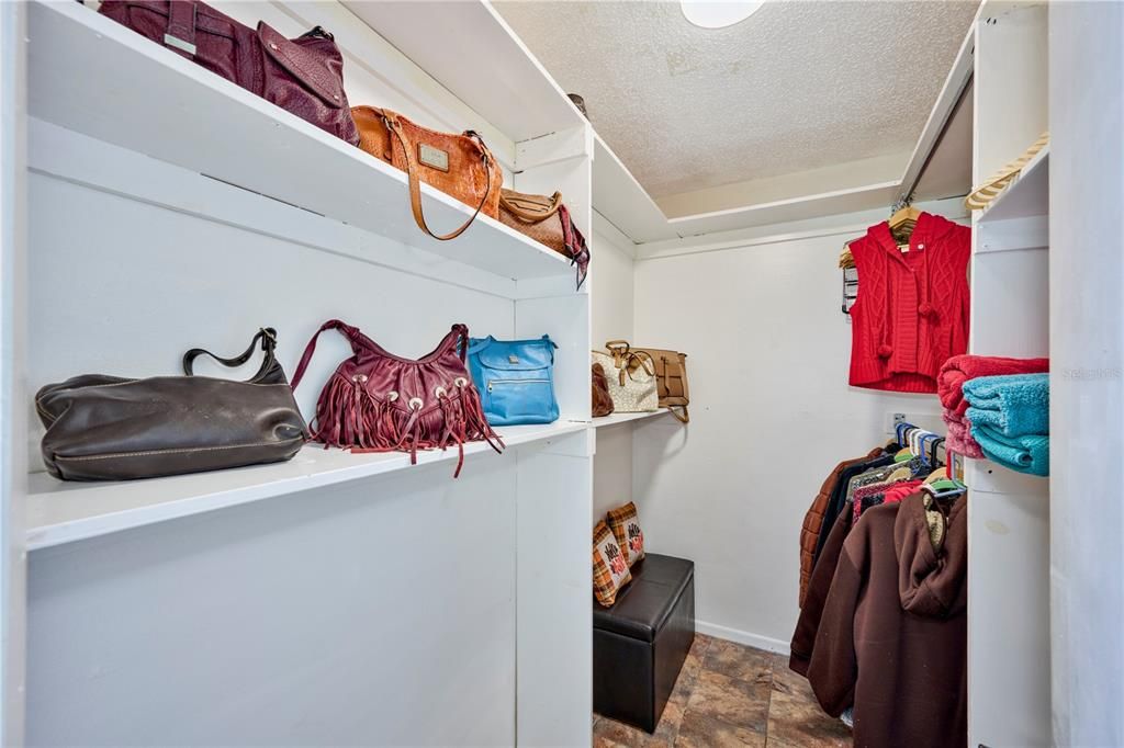 На продажу: $265,000 (2 спален, 2 ванн, 1459 Квадратных фут)