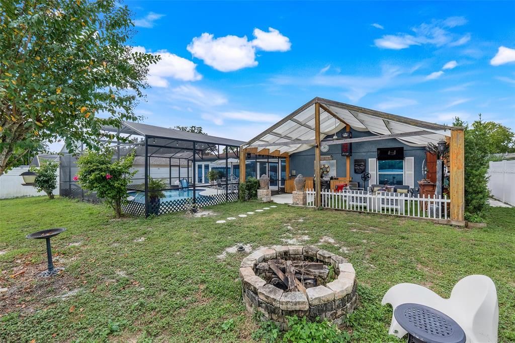 En Venta: $710,000 (4 camas, 3 baños, 2294 Pies cuadrados)