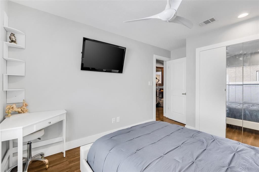 En Venta: $710,000 (4 camas, 3 baños, 2294 Pies cuadrados)