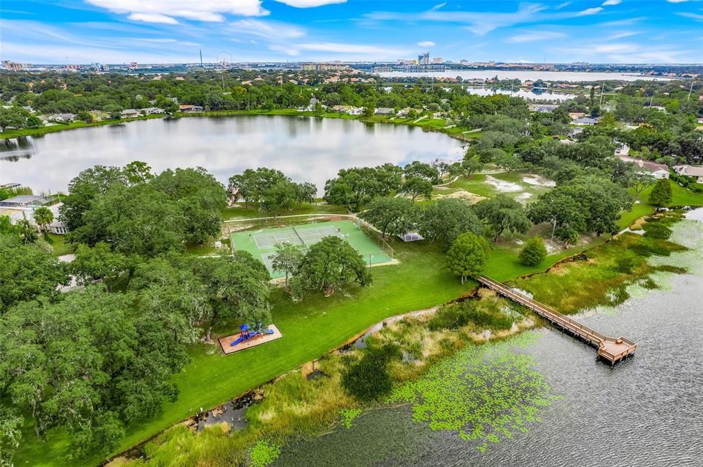 En Venta: $710,000 (4 camas, 3 baños, 2294 Pies cuadrados)