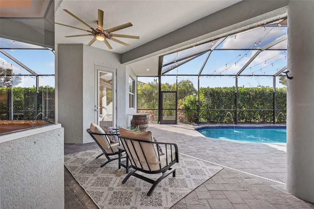 待售: $810,000 (4 贝兹, 3 浴室, 3275 平方英尺)