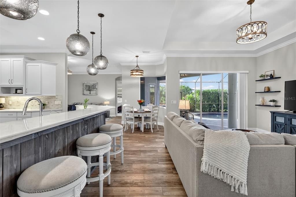 待售: $810,000 (4 贝兹, 3 浴室, 3275 平方英尺)