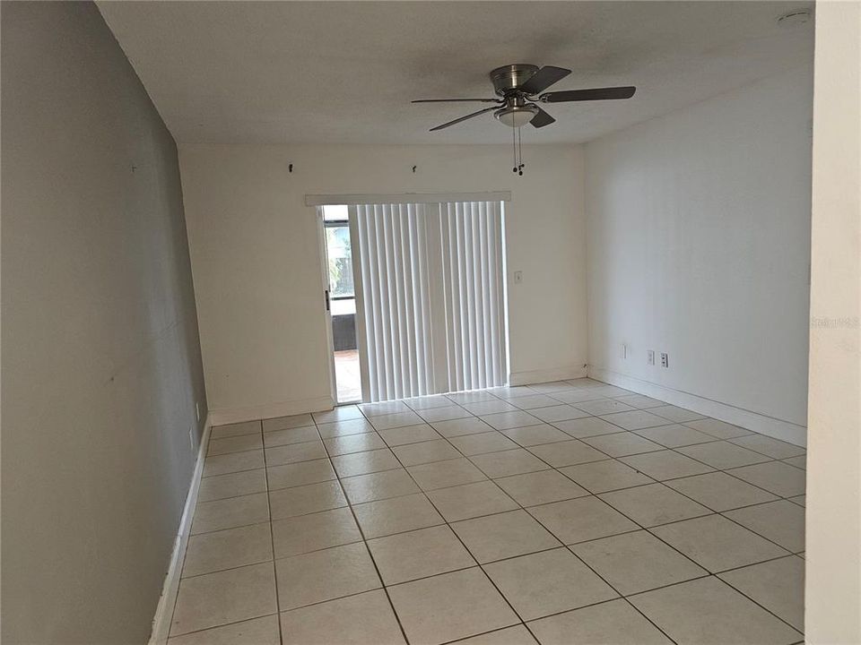 Active With Contract: $429,900 (3 beds, 2 baths, 1760 Square Feet)