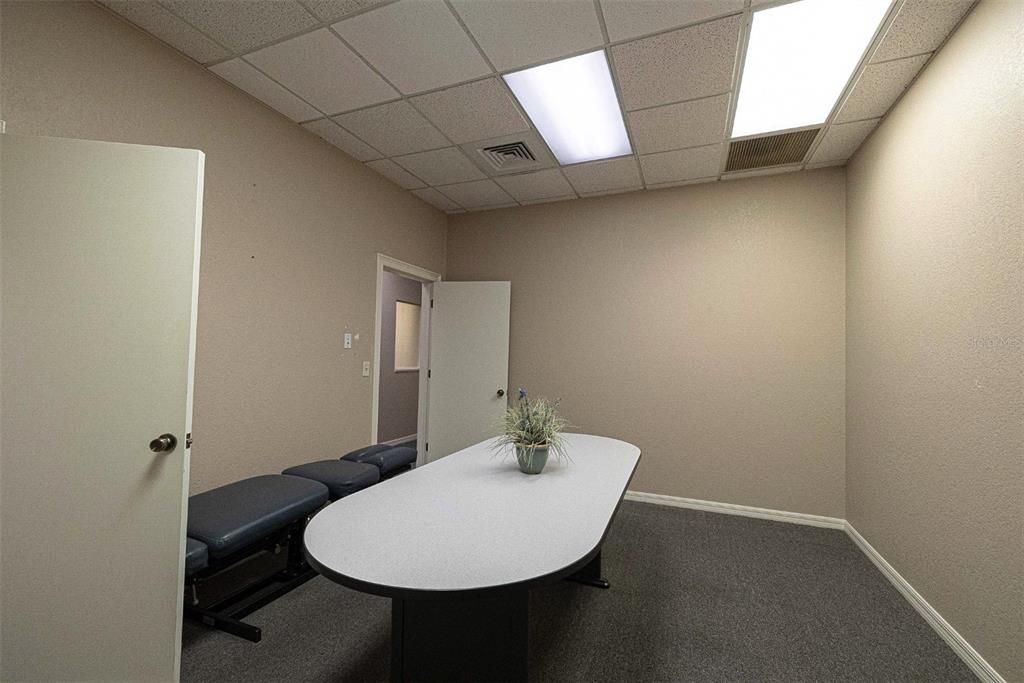 待售: $48,000 (0 贝兹, 0 浴室, 9922 平方英尺)