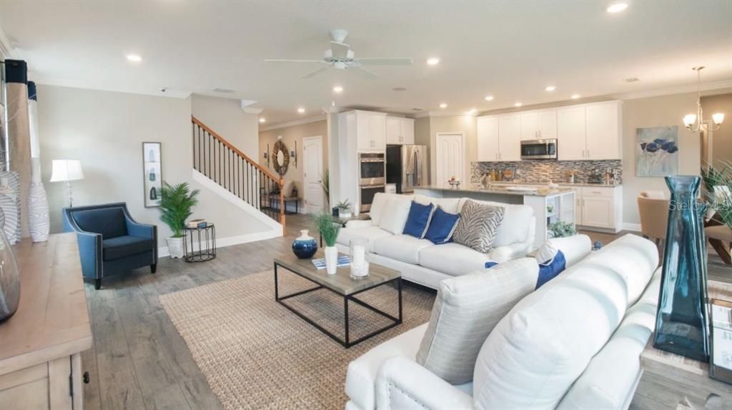 Active With Contract: $569,990 (5 beds, 3 baths, 3180 Square Feet)