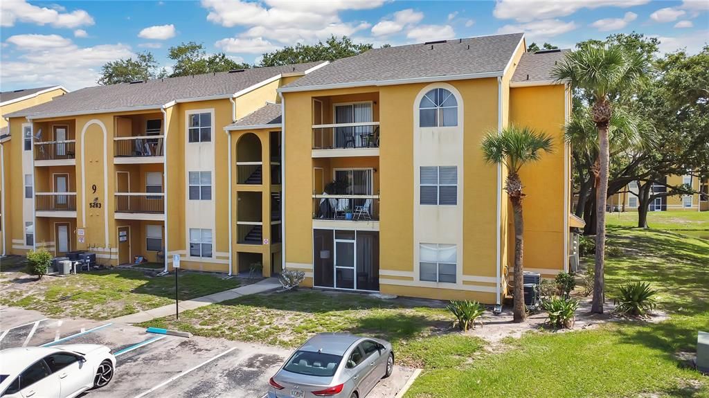 出租: $1,400 (1 贝兹, 1 浴室, 665 平方英尺)