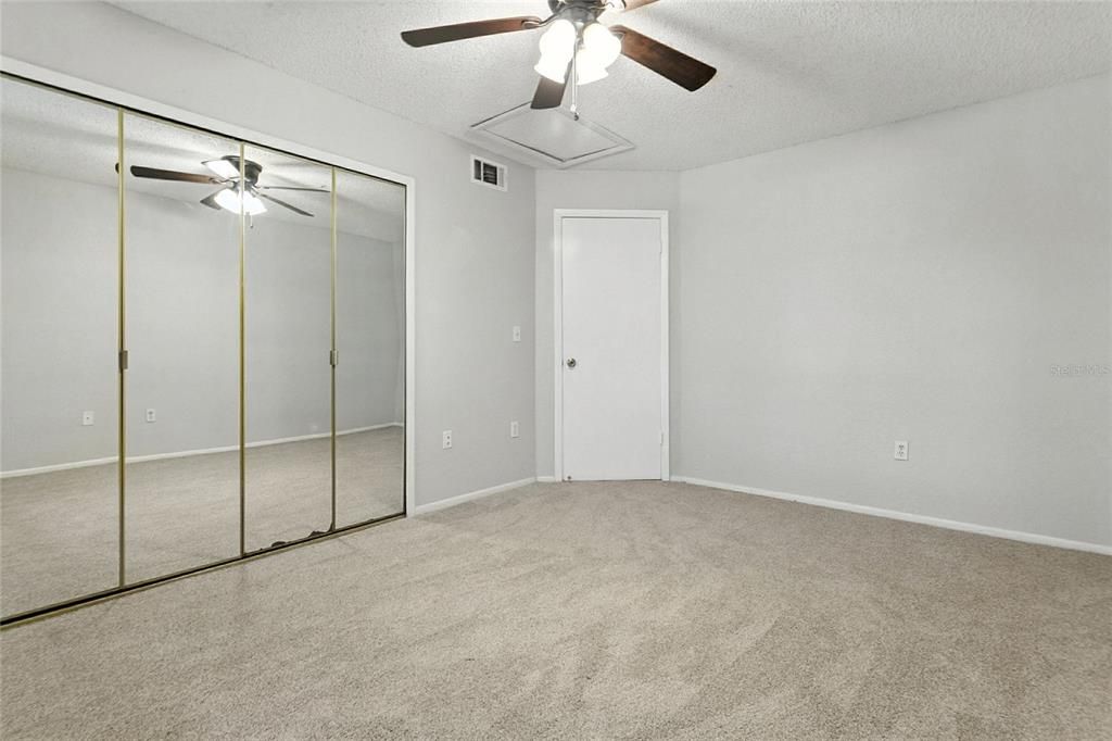 出租: $1,400 (1 贝兹, 1 浴室, 665 平方英尺)