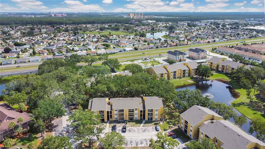 出租: $1,400 (1 贝兹, 1 浴室, 665 平方英尺)