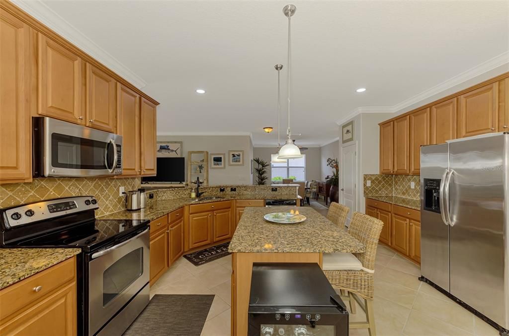 待售: $605,000 (4 贝兹, 3 浴室, 2254 平方英尺)