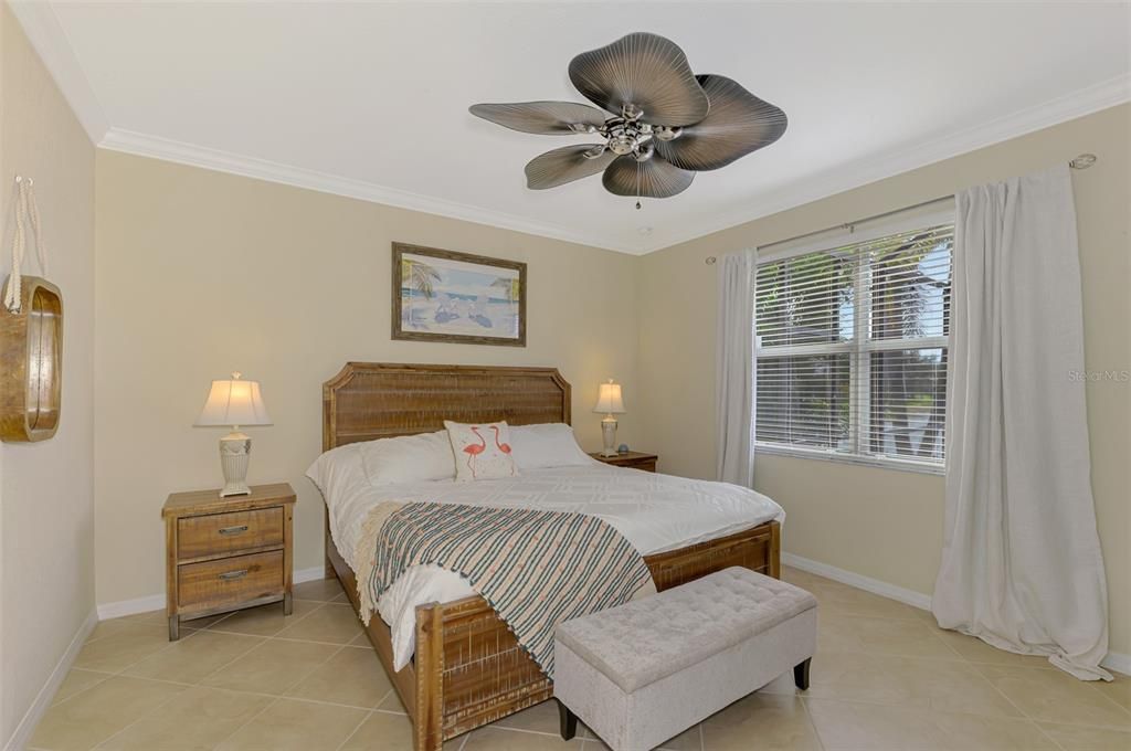 待售: $605,000 (4 贝兹, 3 浴室, 2254 平方英尺)