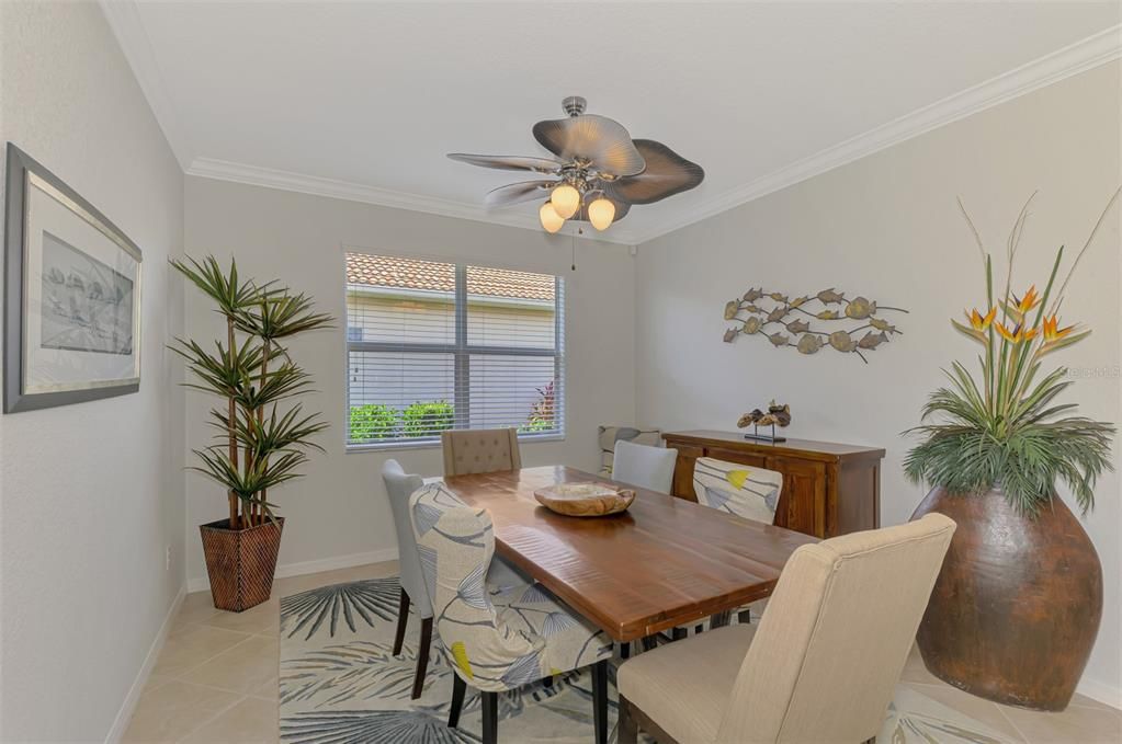 待售: $605,000 (4 贝兹, 3 浴室, 2254 平方英尺)