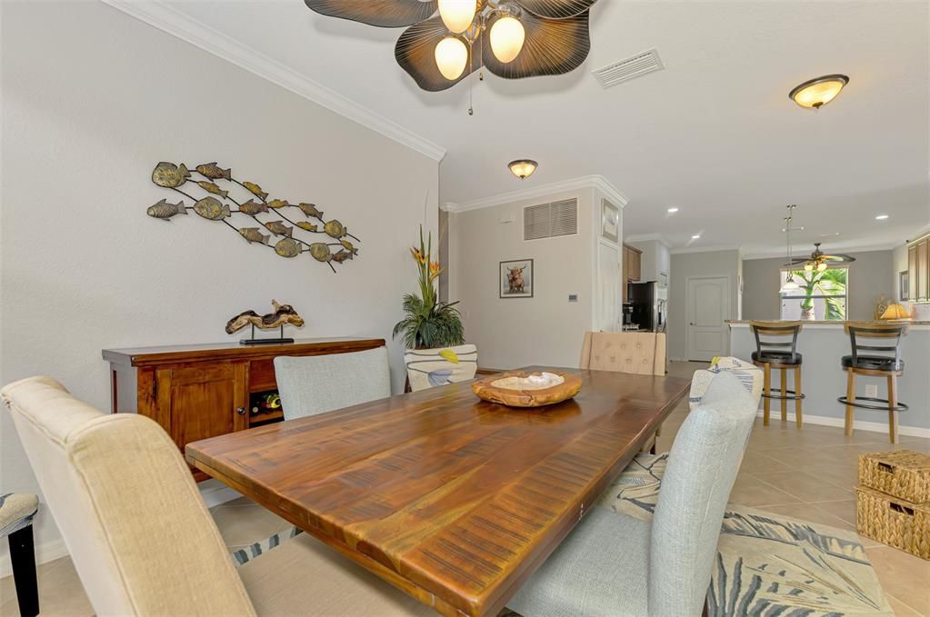 待售: $605,000 (4 贝兹, 3 浴室, 2254 平方英尺)