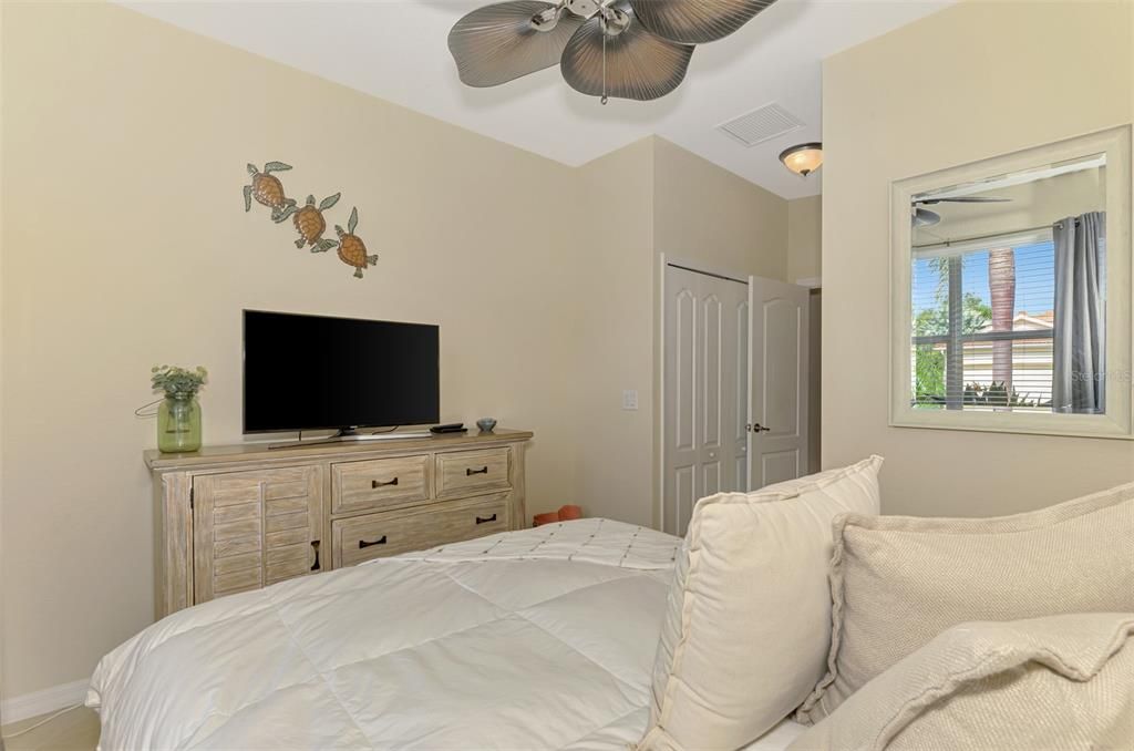 待售: $605,000 (4 贝兹, 3 浴室, 2254 平方英尺)