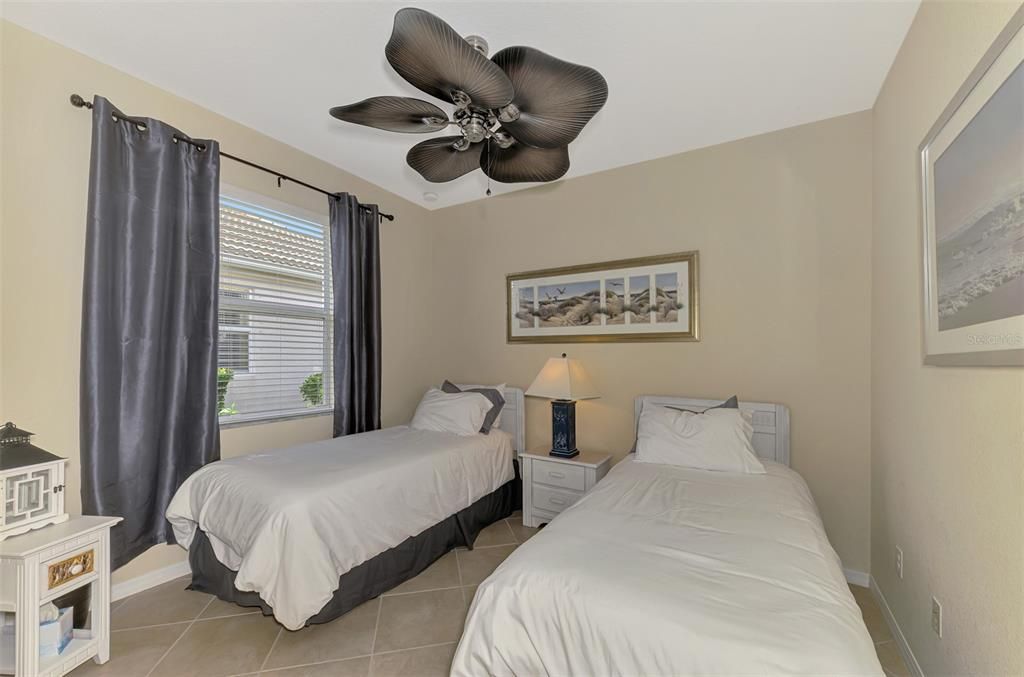 待售: $605,000 (4 贝兹, 3 浴室, 2254 平方英尺)