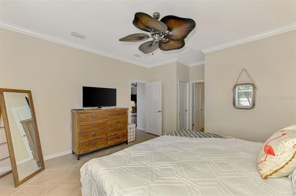 待售: $605,000 (4 贝兹, 3 浴室, 2254 平方英尺)