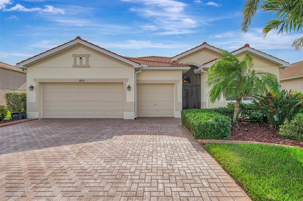 待售: $605,000 (4 贝兹, 3 浴室, 2254 平方英尺)