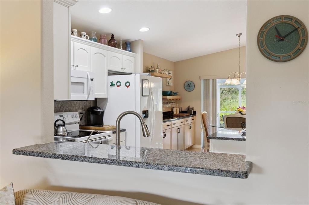 Active With Contract: $335,000 (3 beds, 2 baths, 1598 Square Feet)