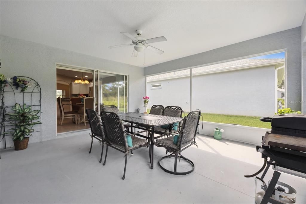 Active With Contract: $335,000 (3 beds, 2 baths, 1598 Square Feet)
