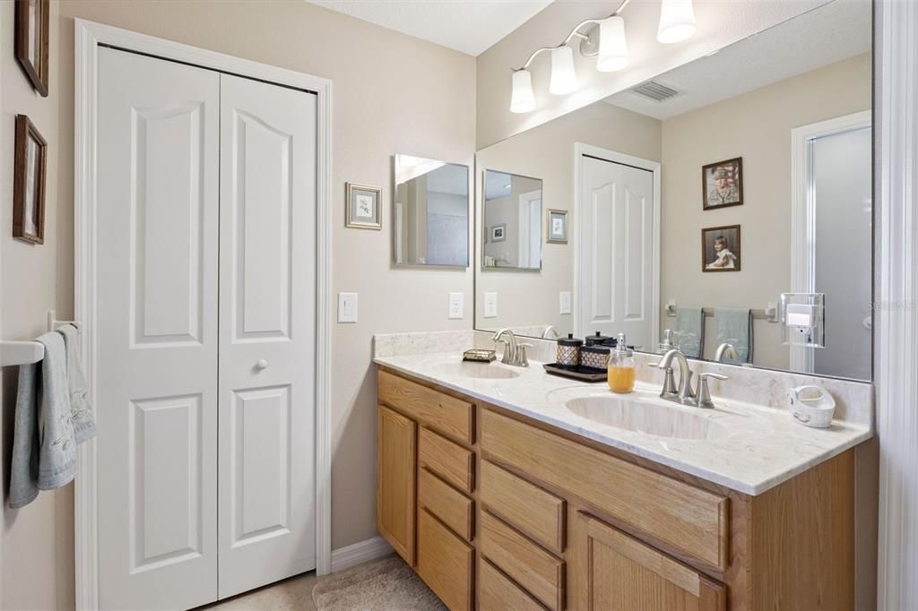 Active With Contract: $335,000 (3 beds, 2 baths, 1598 Square Feet)